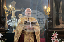 Добрич - Кръстопоклонна неделя - литургия