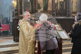 Добрич - Кръстопоклонна неделя - литургия