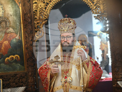 Берковица - митрополит Пахомий - Света литургия