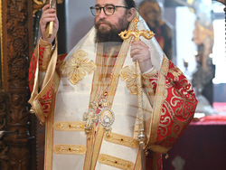 Берковица - митрополит Пахомий - Света литургия