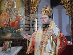 Берковица - митрополит Пахомий - Света литургия