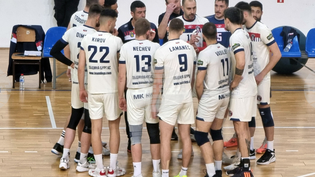 Националната волейболна лига допусна 11 отбора до първенството, Дея Спорт има срок до месец да представи изискуемото