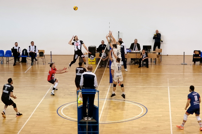 Локомотив Авиа надви Дея Спорт (Бургас) и взе аванс в четвъртфиналната серия в мъжкото волейболно първенство