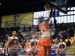 Перник - баскетбол - Мач на звездите - Българи - Чужденци