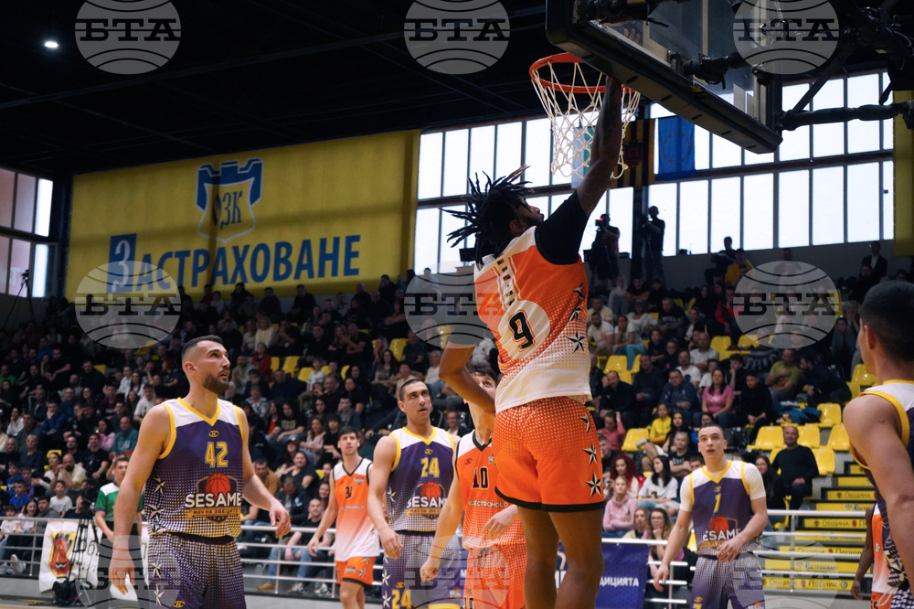 Перник - баскетбол - Мач на звездите - Българи - Чужденци