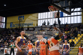 Перник - баскетбол - Мач на звездите - Българи - Чужденци