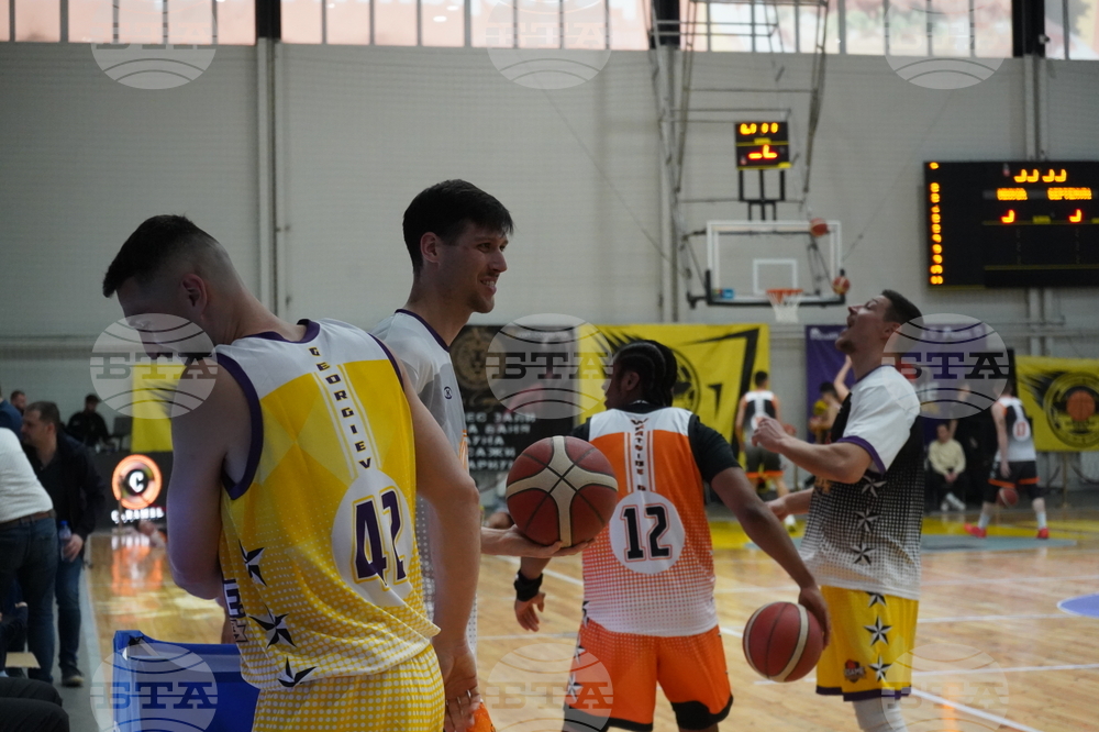 Перник - баскетбол - Мач на звездите - Младите и Опитните