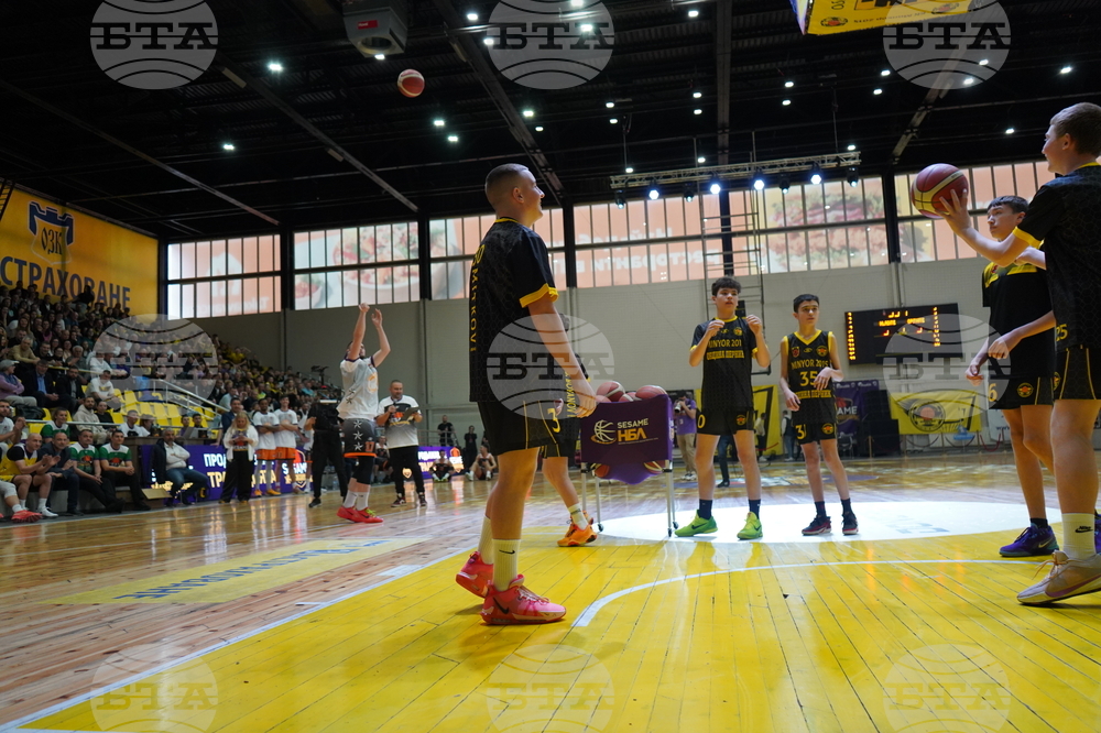 Перник - баскетбол - Мач на звездите - Младите и Опитните