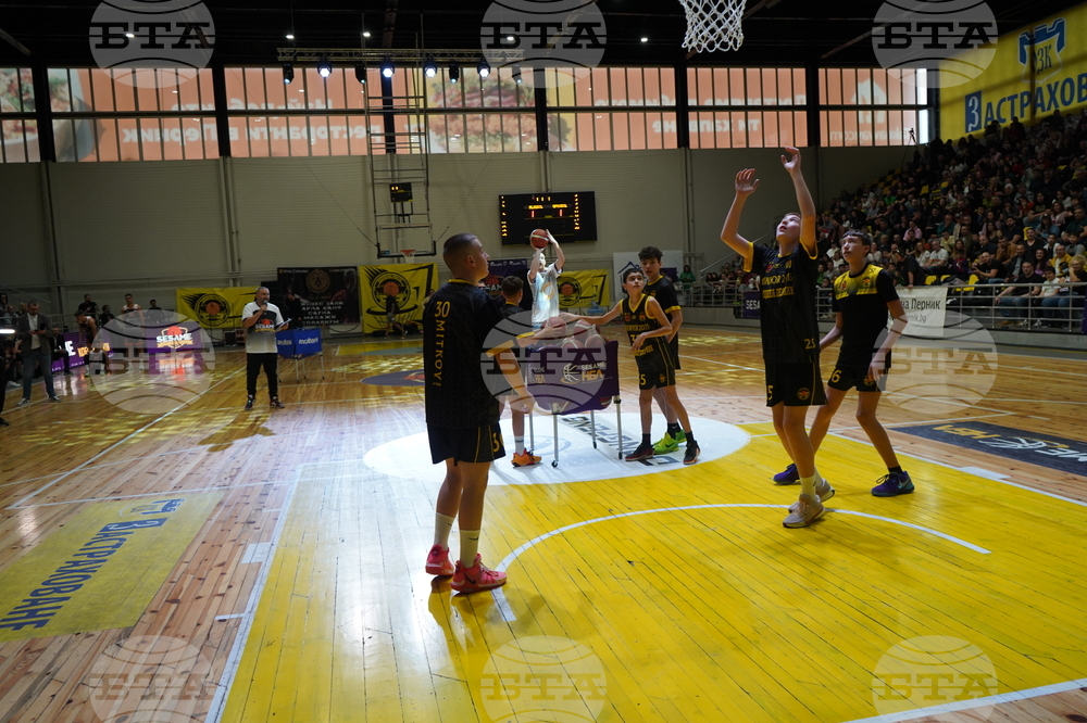 Перник - баскетбол - Мач на звездите - Младите и Опитните