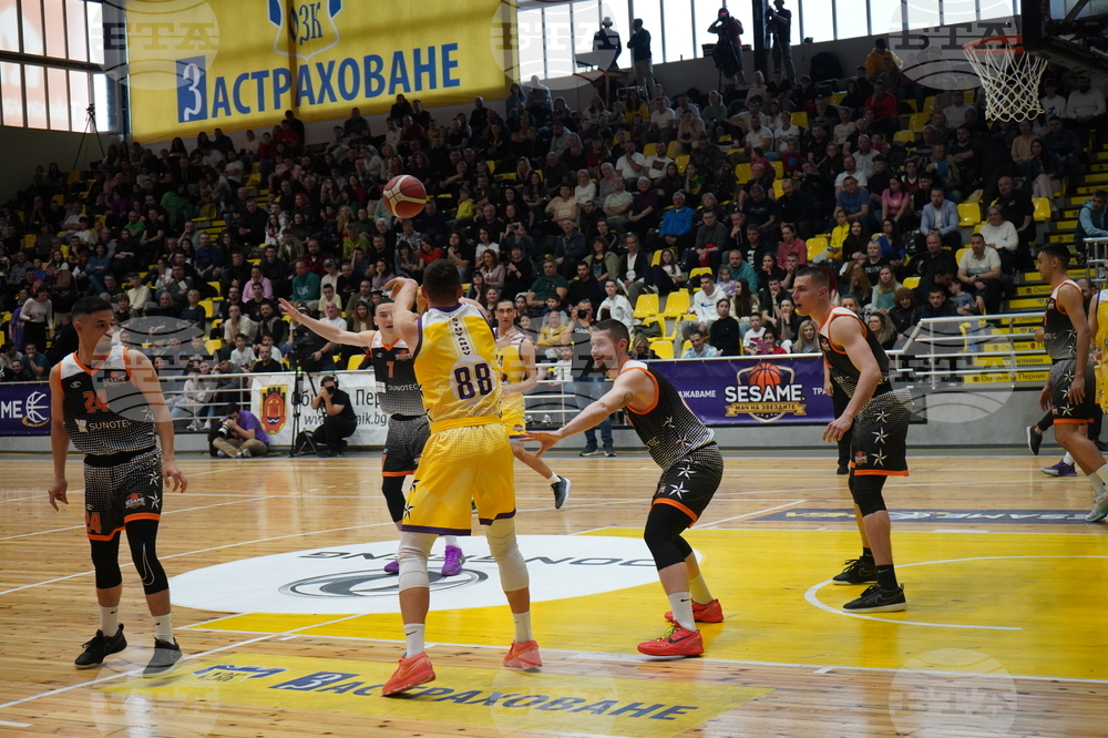 Перник - баскетбол - Мач на звездите - Младите и Опитните