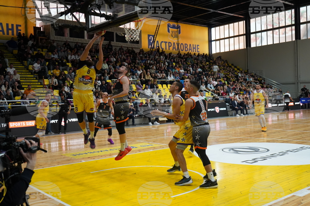 Перник - баскетбол - Мач на звездите - Младите и Опитните