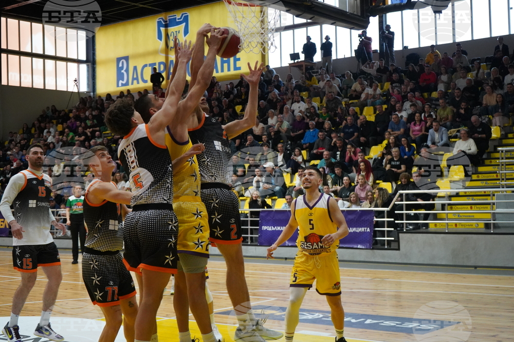 Перник - баскетбол - Мач на звездите - Младите и Опитните