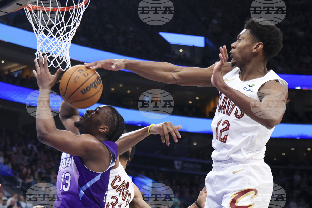 Cavaliers Jazz Basketball