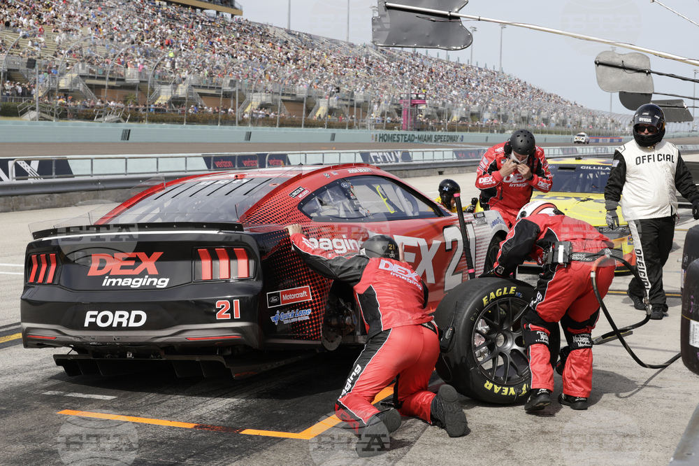 NASCAR Homestead Auto Racing