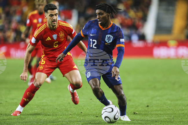 Арне Слот е готов със заместник на Александър-Арнолд