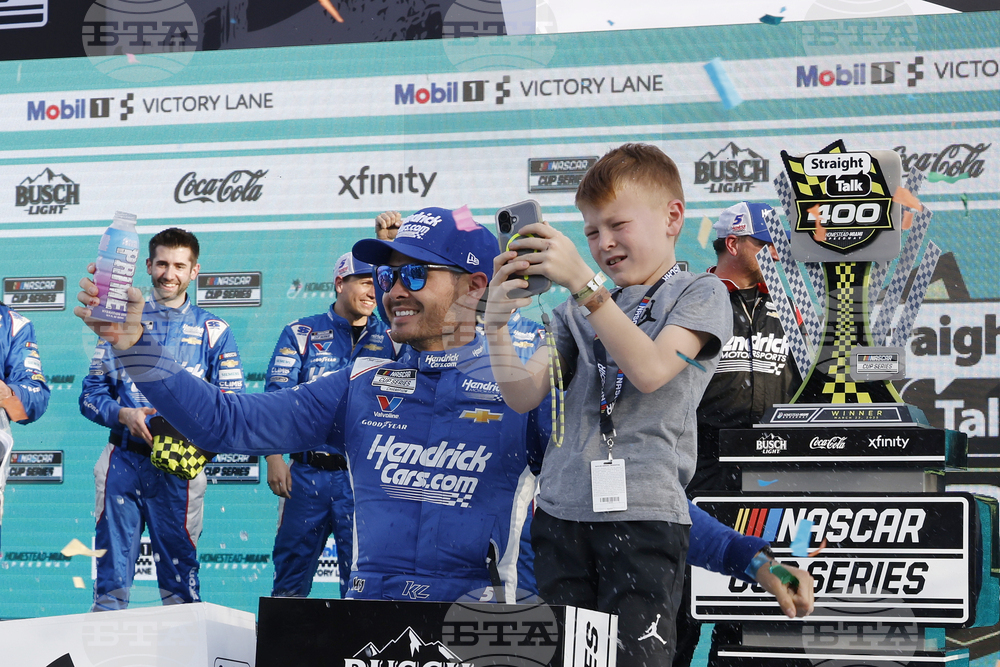 NASCAR Homestead Auto Racing