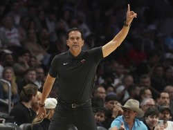 Hornets Heat Basketball