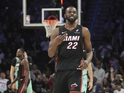 Hornets Heat Basketball