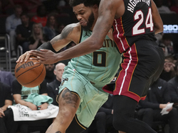 Hornets Heat Basketball