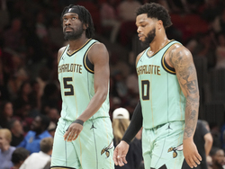 Hornets Heat Basketball