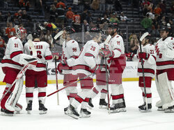 Hurricanes Ducks Hockey