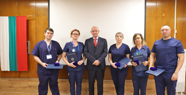 Military Medical Academy Staffers Awarded for Aeromedical Evacuation of Injured in March 16 Kocani Fire 