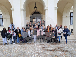 Хърватия - учениците от Българското неделно училище „Иван Вазов“ в Загреб посетиха двореца на фамилията Пеячевич в град Нашице