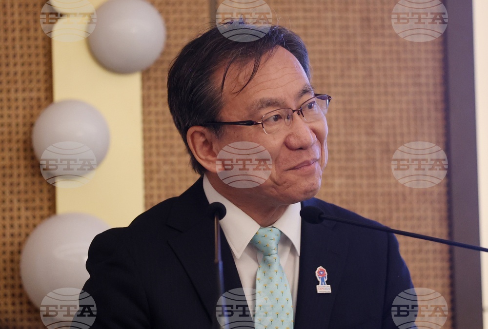 Хотел „Хилтън“ - Румен Радев - среща