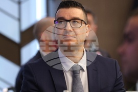 Хотел „Хилтън“ - Румен Радев - среща