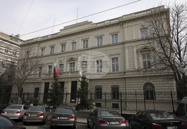Руският дипломат, обявен за „персона нон грата“, е напуснал Австрия 