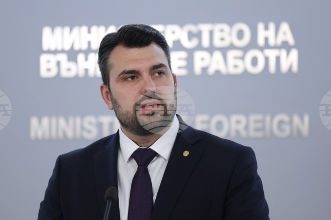Вчерашната дата не може да се разглежда като изолиран случай, това е политика, която страната ни провежда от десетилетия, каза Георг Георгиев