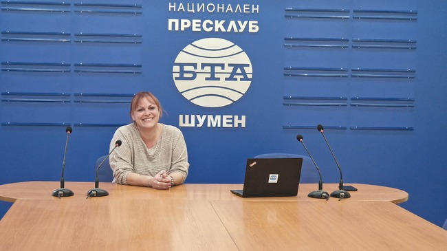 Д-р Радостина Благоева от Археологическия музей „Велики Преслав“ се включи в представянето на новия брой на сп. ЛИК в Шумен