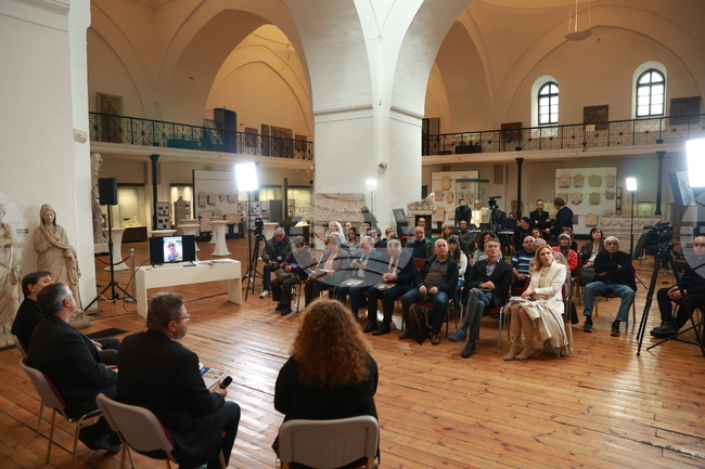 Новият брой на сп. ЛИК е памет за самата памет, според генералния директор на БТА Кирил Вълчев
