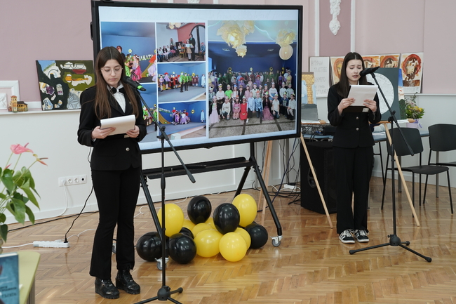 СУ „Йоан Екзарх Български“ - Шумен: 24 март – Ден на европейските автори в хуманитарното училище