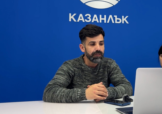 Художествените музеи трябва работят за показването на българско изкуство извън страната, смята директорът на Художествената галерия в Казанлък д-р Пламен Петров