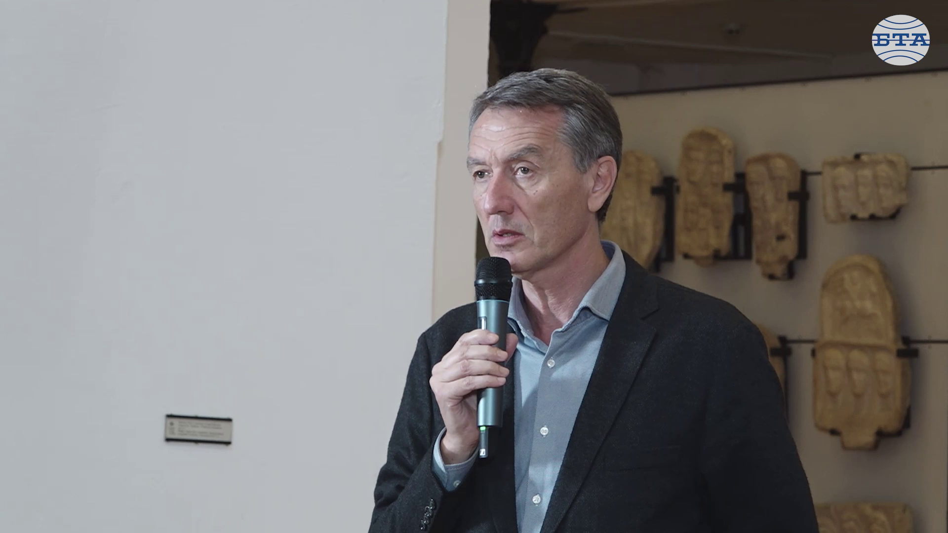 Важни са артефактите и това, което ние представяме в чужбина, каза проф. Михаил Заимов Важни са артефактите и това, което ние представяме в чужбина, каза проф. Михаил Заимов