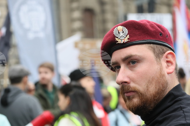  Сърбия - Белград - протест - бившият Генерален щаб