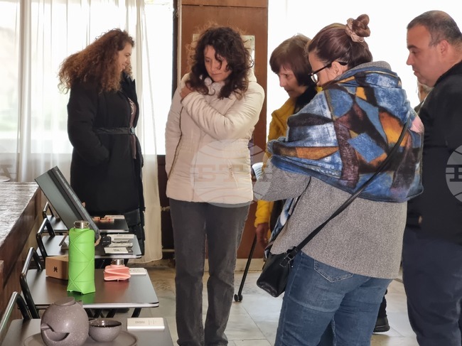 Пътуващата изложба „Мисия български дизайн“ бе открита в Кърджали