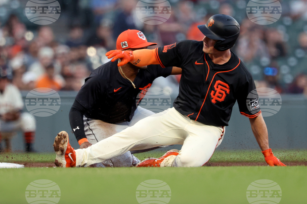 Tigers Giants Baseball