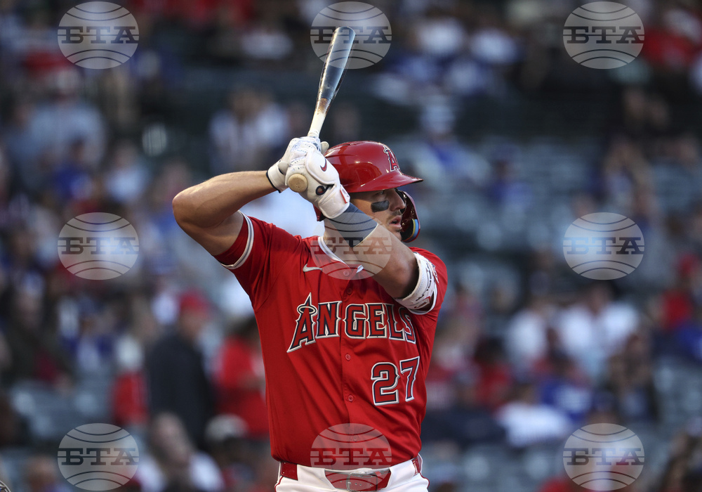 Dodgers Angels Baseball