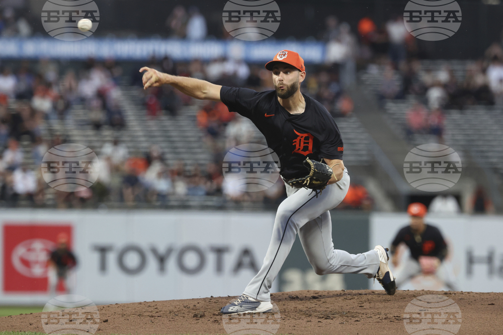 Tigers Giants Baseball