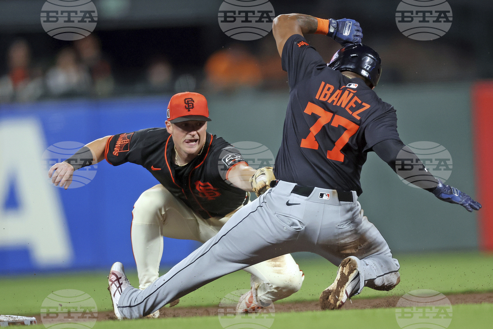 Tigers Giants Baseball