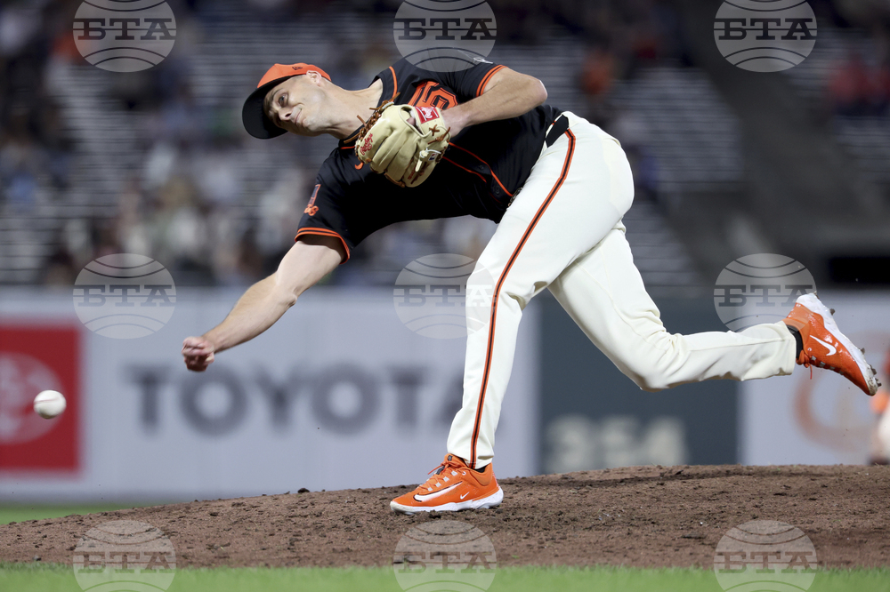 Tigers Giants Baseball