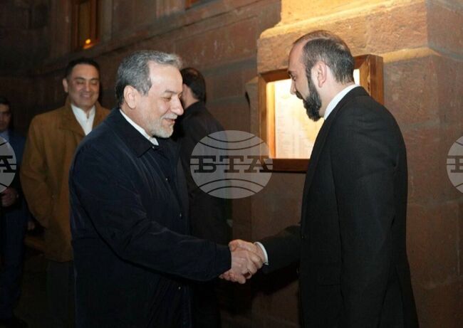 ИРНА: Външните министри на Иран и Армения обсъдиха двустранните въпроси