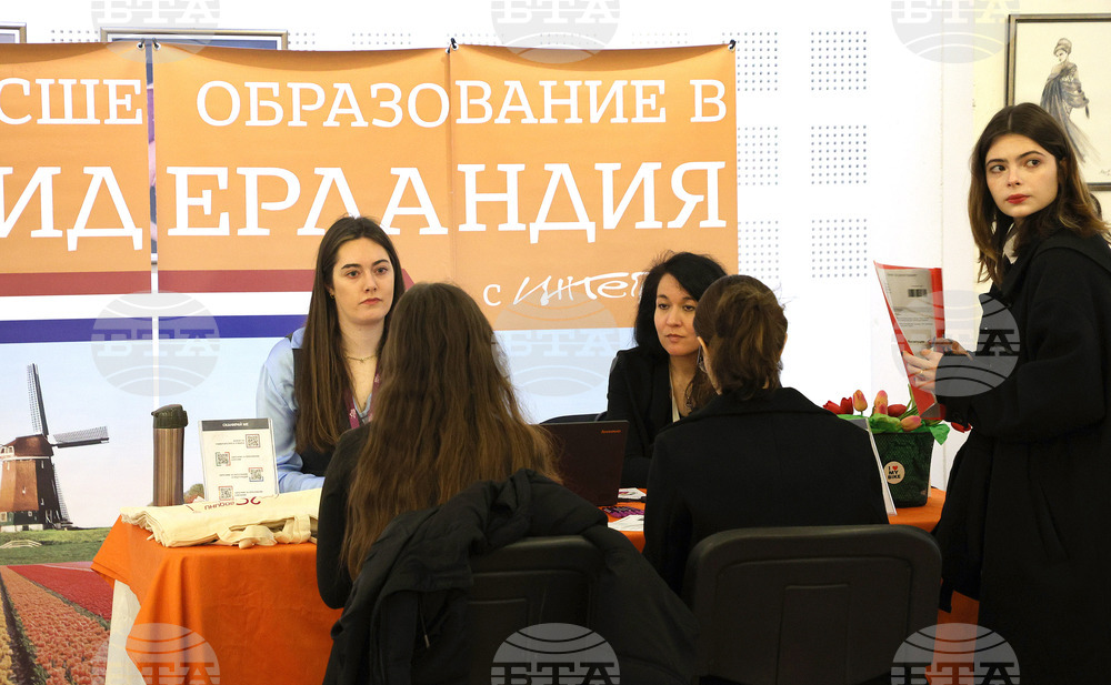 Варна - Изложение "Световно образование – Пролет 2025"