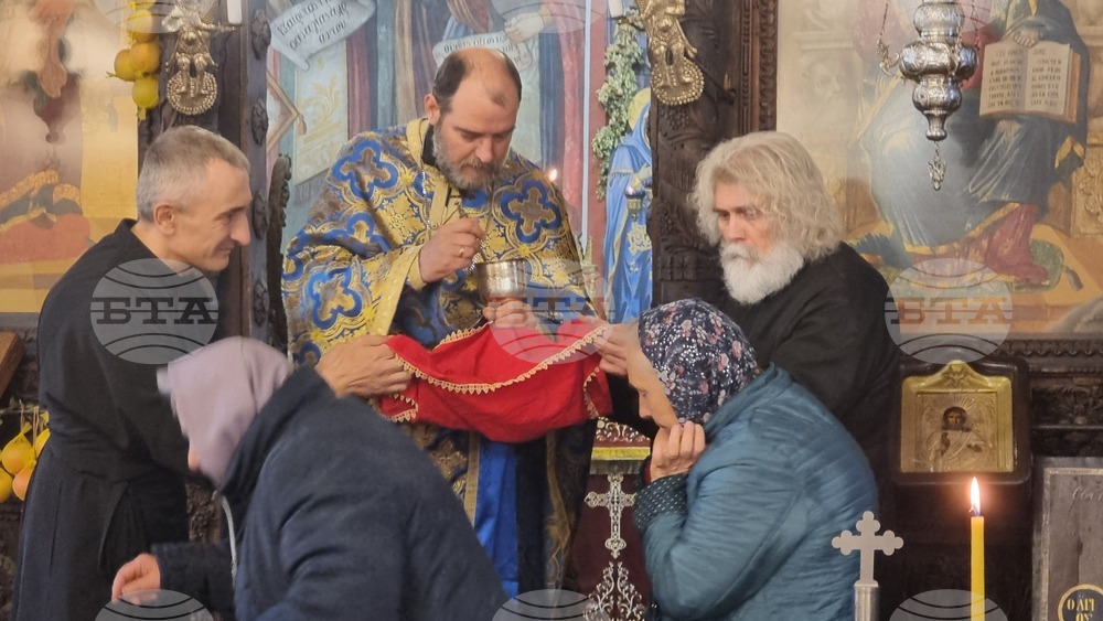 Хасково - храм "Св. св. Архангели Михаил и Гавраил" - Благовещение