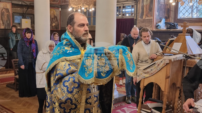 Хасково - храм "Св. св. Архангели Михаил и Гавраил" - Благовещение
