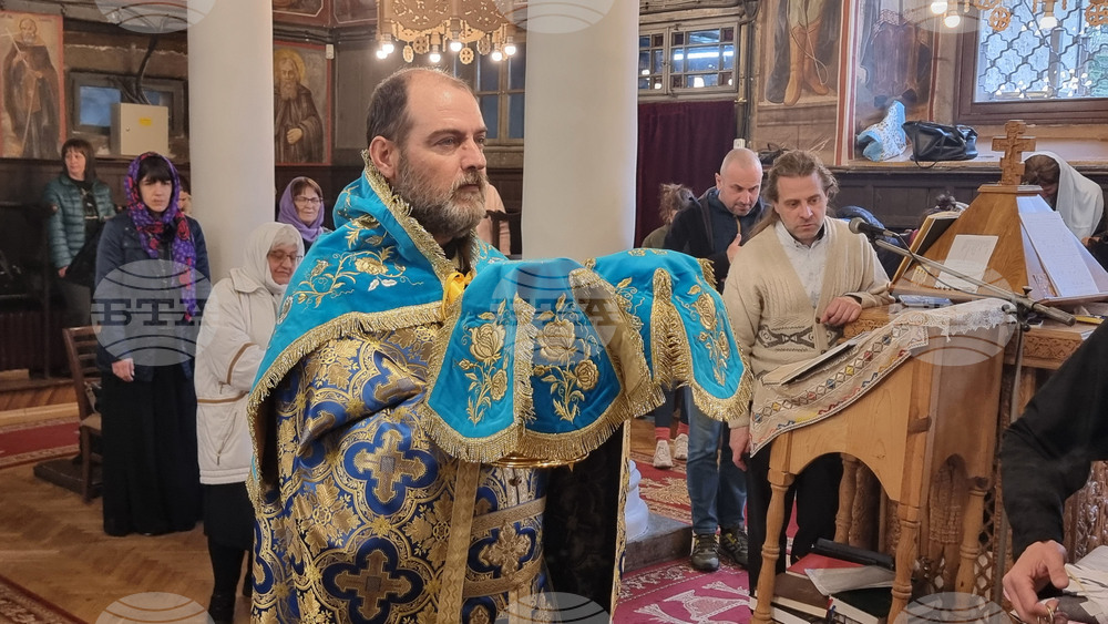 Хасково - храм "Св. св. Архангели Михаил и Гавраил" - Благовещение