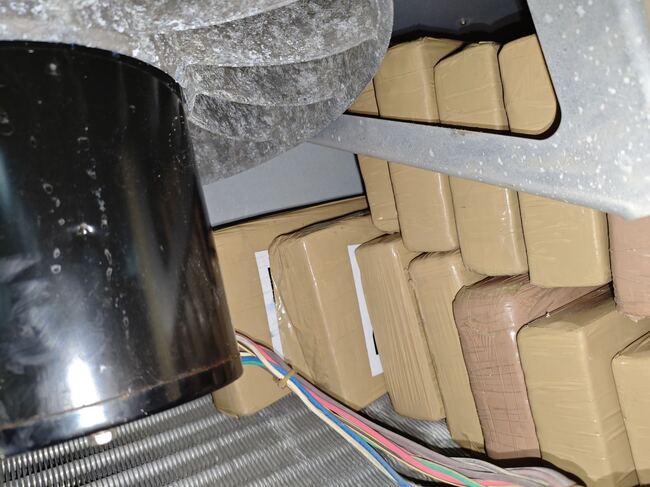 Authorities in Burgas Discover Cocaine Worth BGN 19 Mln in Shipping Container Full of Bananas