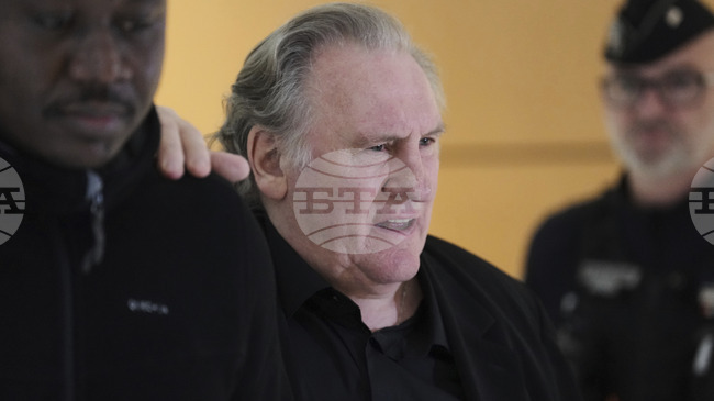 Жерар Депардийо ще бъде съден повторно в Париж през ноември след обжалване на присъдата му за сексуално посегателство над две жени